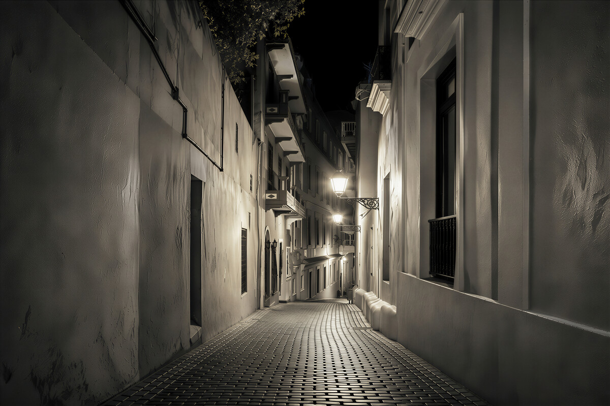 Papier peint rue vide la nuit