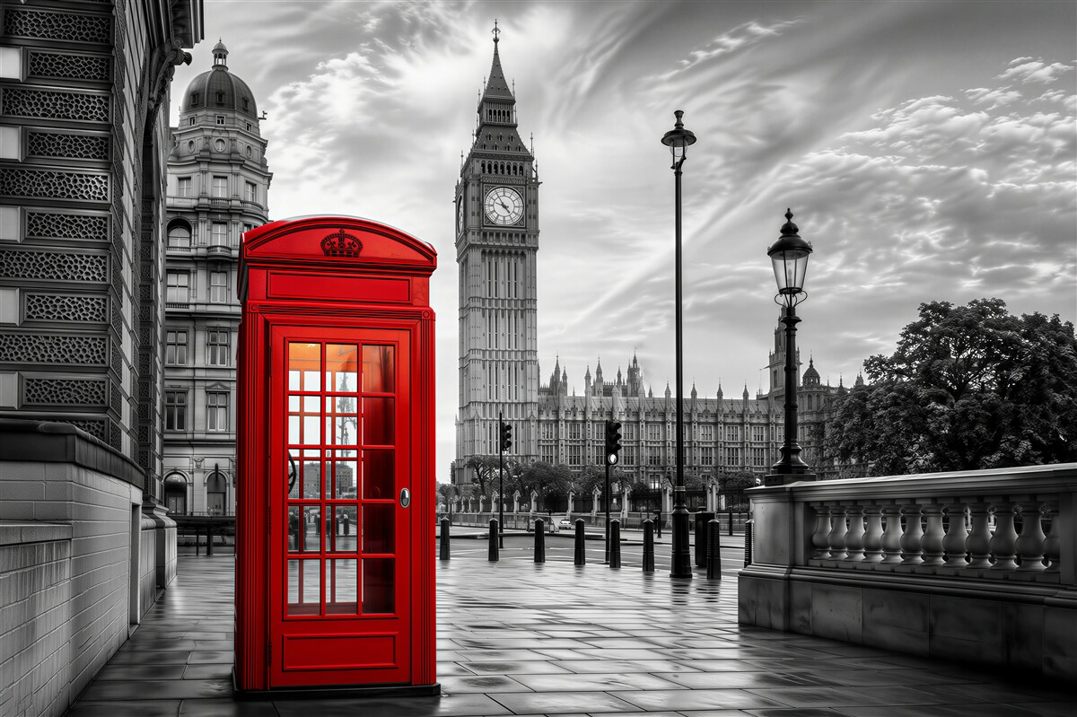 Papier peint cabine téléphonique rouge au milieu à côté de Big Ben