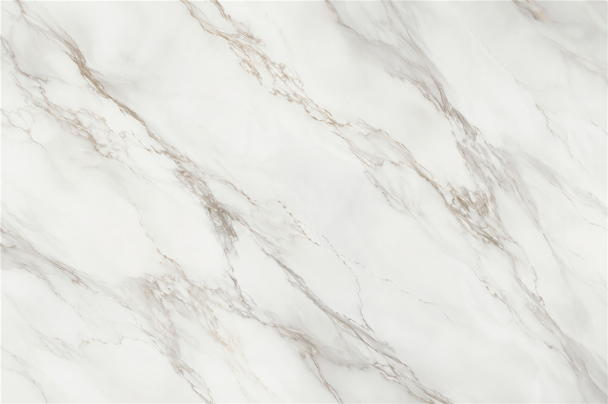 Papier peint marbre blanc avec veinures beiges délicates élégance moderne