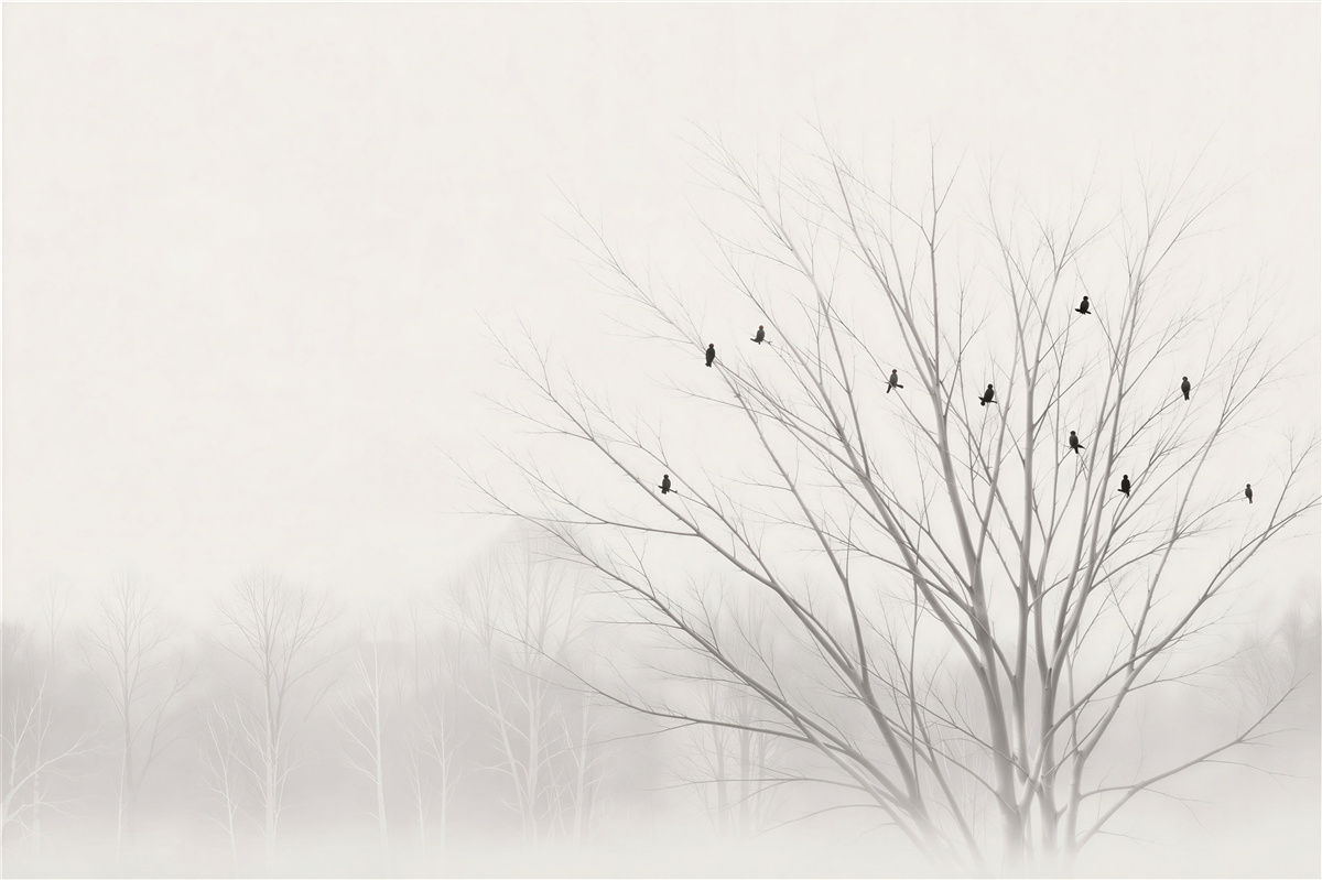 Papier peint oiseaux sur des branches nues dans une brume délicate minimaliste