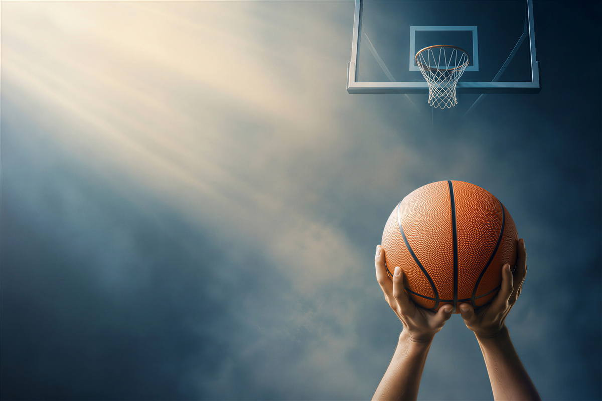 Papier peint mains tenant un ballon de basket devant un cerceau