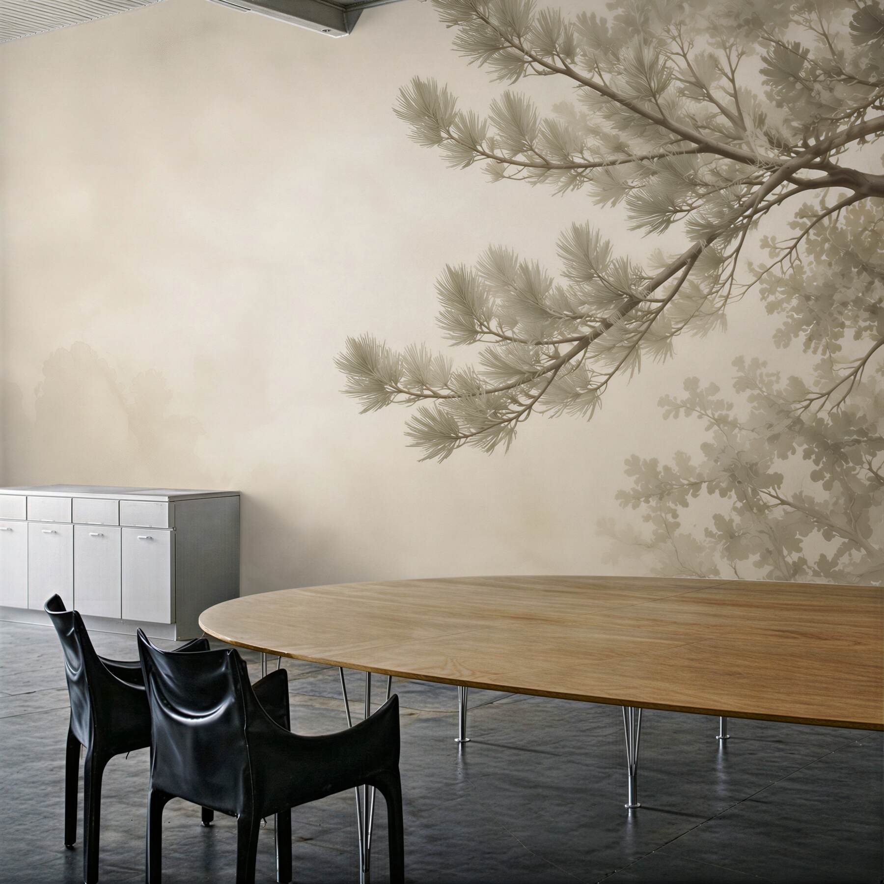 Papier peint branches de pin dans la brume beige motif forestier subtil