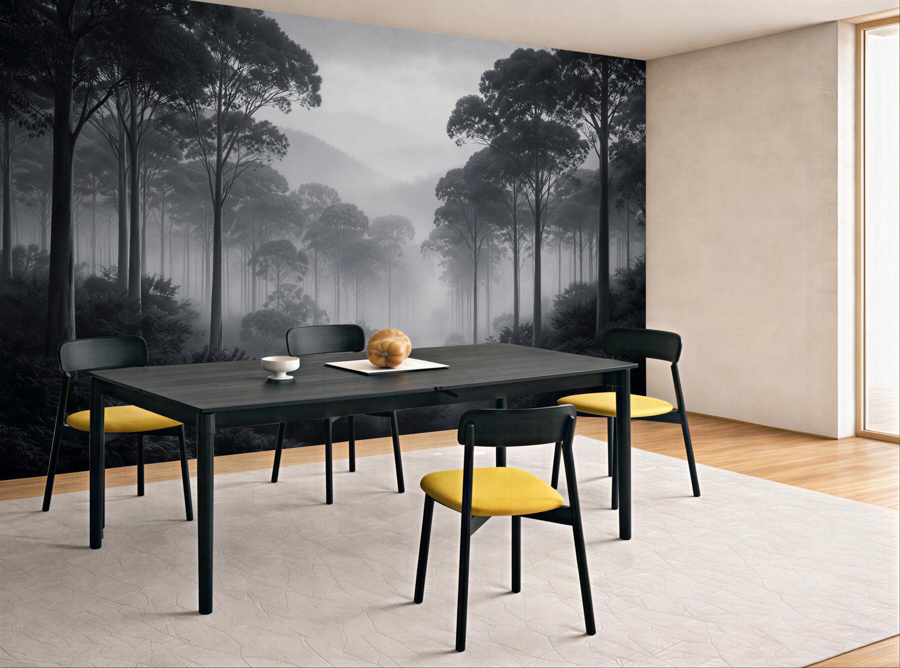 Papier peint forêt sombre enveloppée de brume
